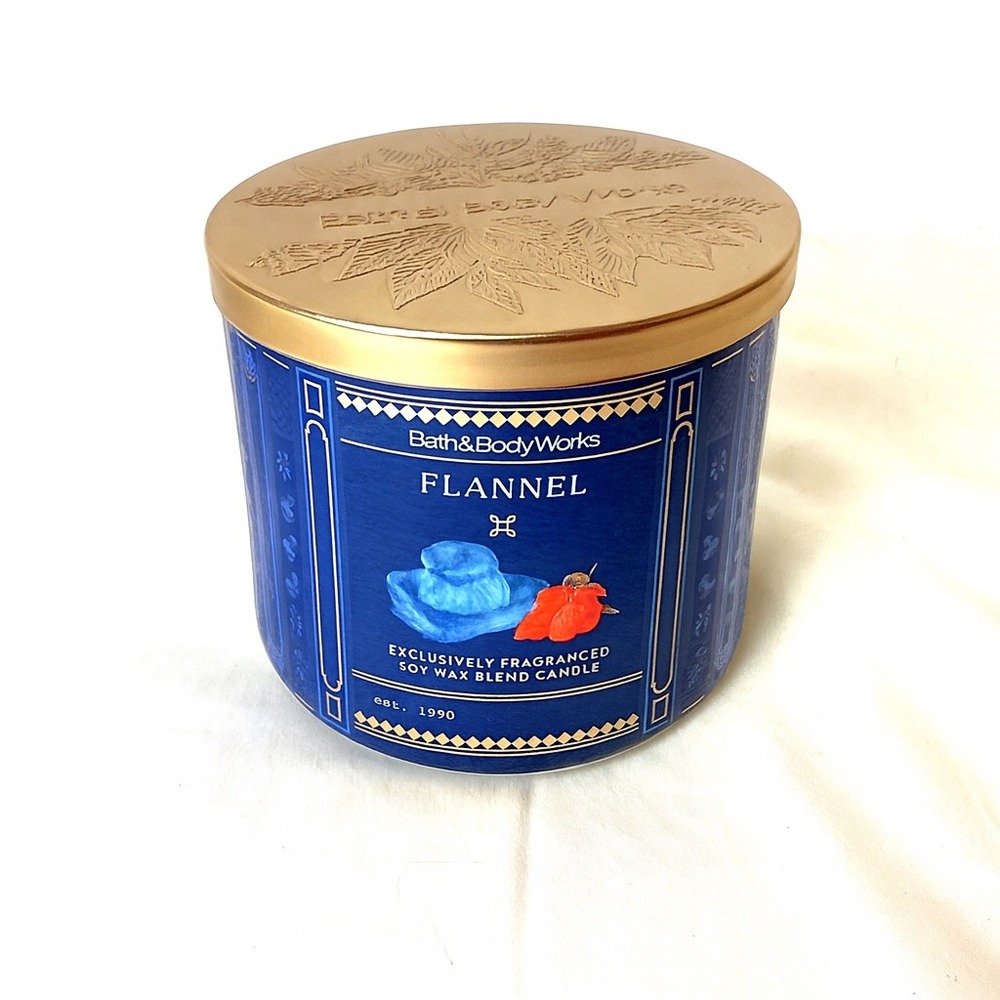 Bath & Body‎ Works Flannel Scented Candle Exclusively Fragranced Soy Wax